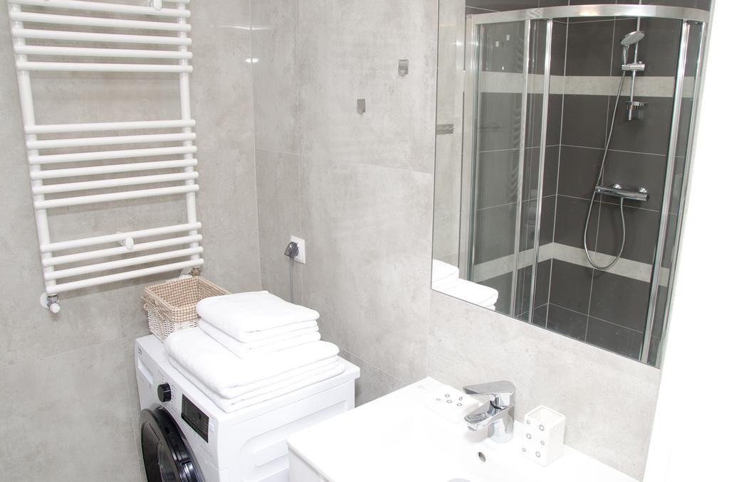 Apartamenty Mariela-Kolobrzeg Z Garazem المظهر الخارجي الصورة